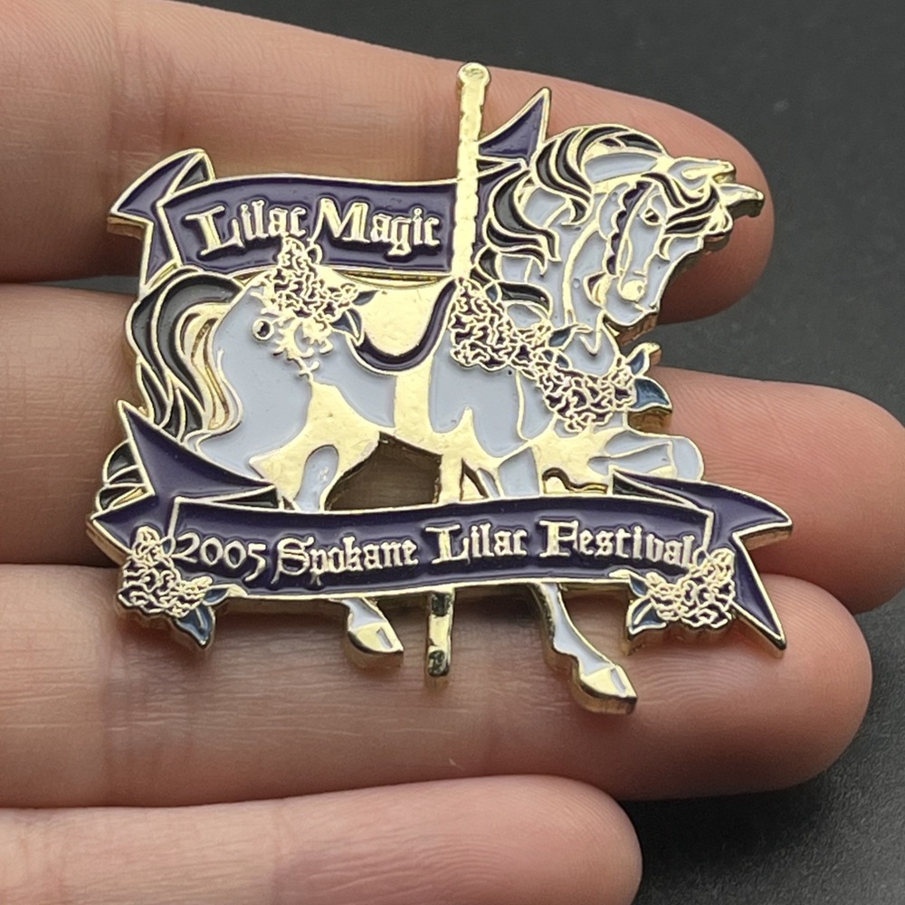 2005 Spokane Washington Lilac Festival Lilac Magic Carousel Horse Lapel Hat Pin